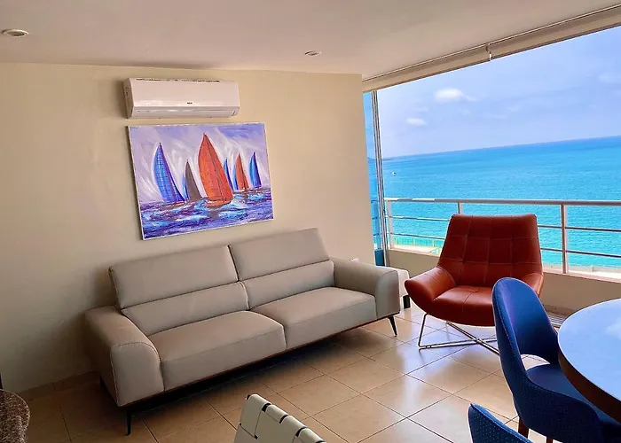 Comodo Apartamento Con Vista Al Mar.